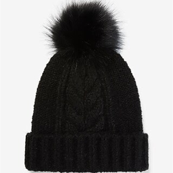 NWOT Express Cable Knit Pom Beanie Black - Picture 1 of 2